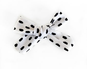 White and Black Dot Hair Bow- Alligator clip, polkadots, paint dots, dalmation, kids, baby, mamas, girls, tween, teen