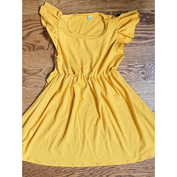 strapless open back dress Yellow Sleeveless Tiered Charlie Midi Dress main image 0