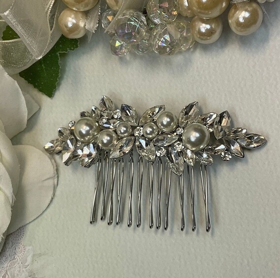 Rhinestone pearl decorative hair comb, vintage bridal… Gem