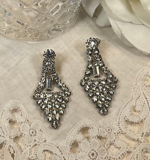 Art Deco rhinestone earrings, vintage diamond sha… - image 9