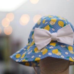 Lemon baby bucket hat
