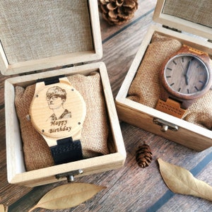 Foto Gravur HolzUhr für Männer Personalisierte Uhr Geschenk für Ihn für Freund Mann Bräutigam Holz 5. Jahrestag Valentinstag Geschenk