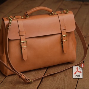 Leder Bordeaux Umhängetasche Crossbody bag Schultertasche PDF Schnittmuster DIY Valentinstag Geschenk Muttertagsgeschenk