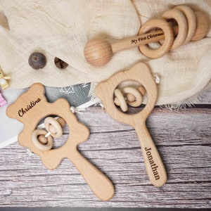Wooden Rattle, Personalised Baby Rattle, Rassel Personalisiert, Newborn Gift, Stroller Toy, Personalized Baby Gift, Hochet Personnalisé