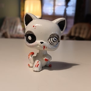 Custom horror LPS