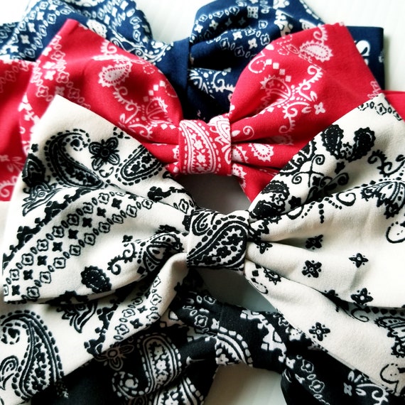 Bandana Bows. Hair Bow. Bandana Print. Paisley. Hair Clip. Los Etsy