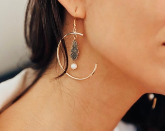 Oak leaf hoop earrings in golden brass with freshwater pearls