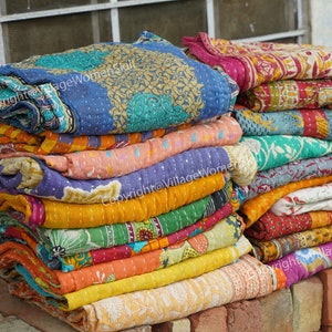 Wholesale lot of Boho bedding kantha quilt reversible quilt bedspread vintage handmade kantha throw 85X55 inches zdjęcie 1