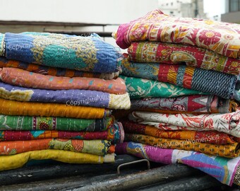 Lot de gros lot de couvertures réversibles faites main en couette kantha vintage indienne