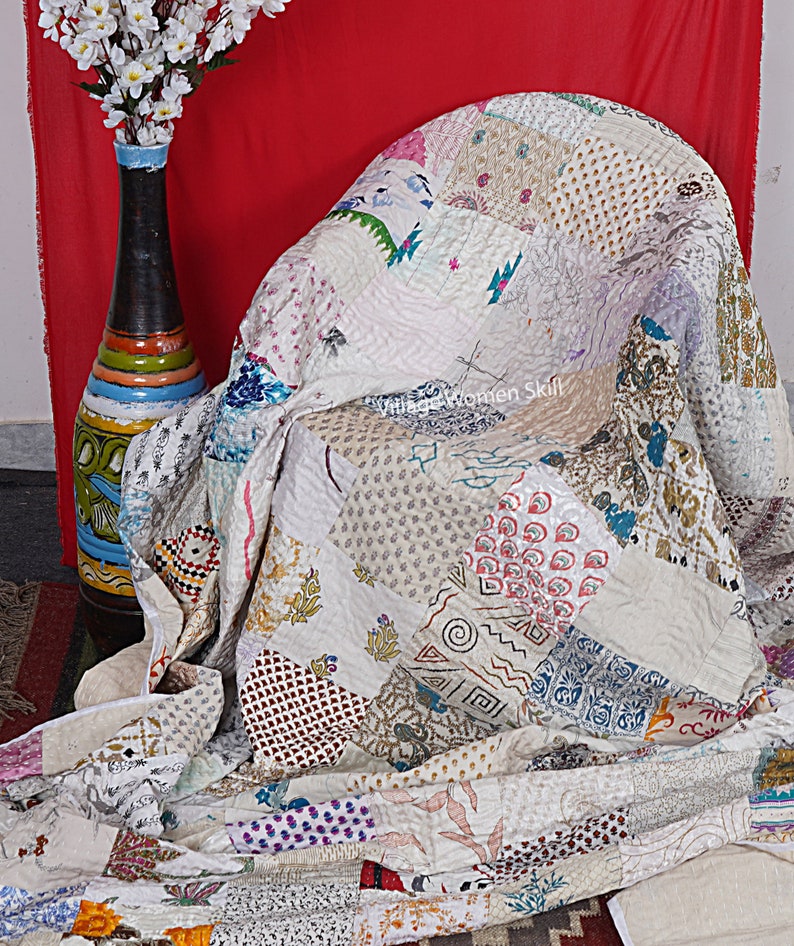 Boho Patchwork Quilt Kantha Quilt Handgefertigte Vintage Quilts Boho King Size Bettwäsche Überwurf Decke Tagesdecke Quilting Hippie Quilts zum Verkauf Weiß