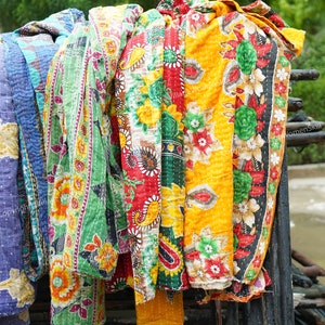 Wholesale lot of Boho bedding kantha quilt reversible quilt bedspread vintage handmade kantha throw 85X55 inches zdjęcie 4