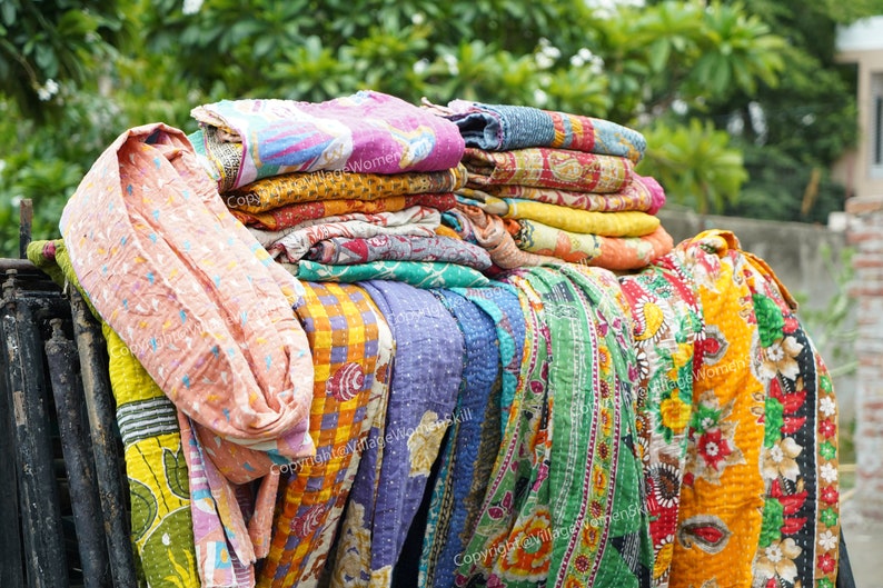 Große Menge Indischer Vintage Kantha Quilt Handgemachter Wurf Wendedecke Bettdecke Baumwollgewebe Boho Quilt Bild 6