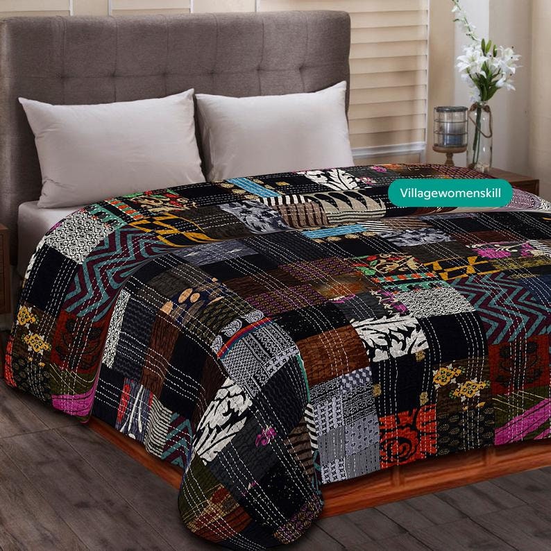 Copriletto Kantha Fatto A Mano In Cotone – Stampa Floreale Multicolor – Trapunta Reversible Boemia Per Divano E Letto (Giallo, 220x270 Cm King Size)