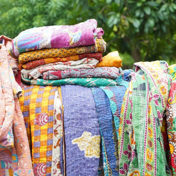 Groothandel veel Indiase vintage kantha-quilt handgemaakte omkeerbare deken sprei katoen stof boho quilt