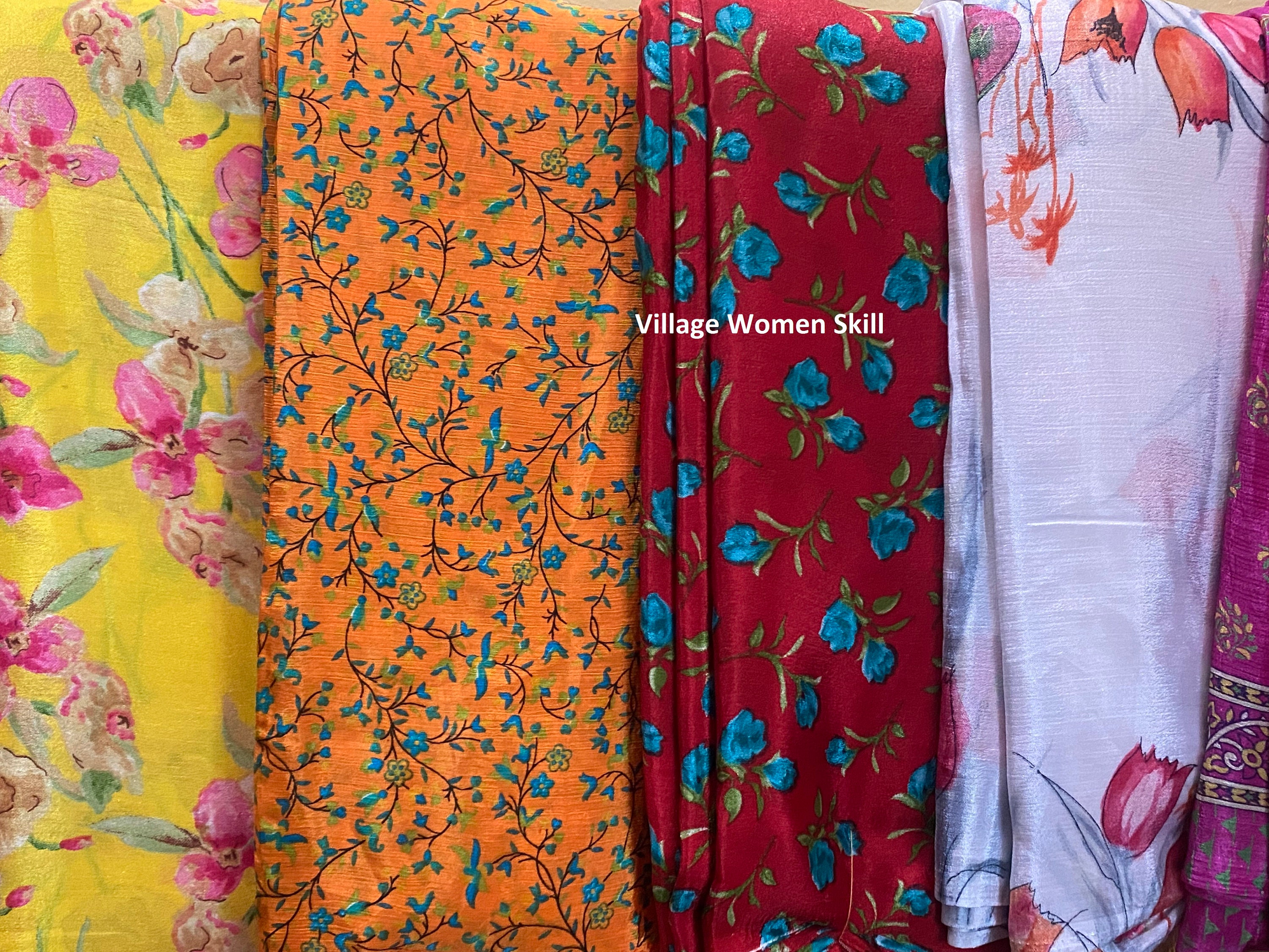 Lot of 10 Piece, kusumhandicrafts Silk Sari Fabric used Bundle for Nuno Felting Wholesale Lot of Vintage 100% Silk Saree Dressmaking Craft
