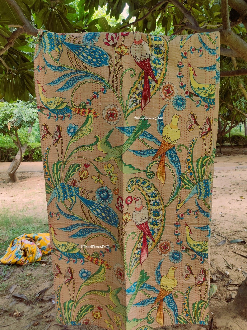 Handmade Peacock Print Kantha Quilt Indian Kantha Bedspread Kantha Bedcover Throw Cotton Blanket Kantha Boho Kantha Quilt Beige