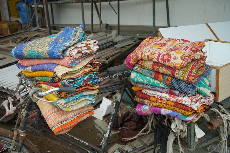 Lote al por mayor de colcha Kantha vintage india hecha a mano manta reversible colcha tela de algodón colcha boho imagen 10