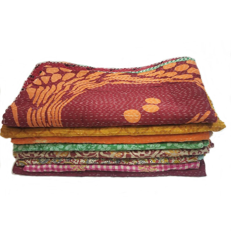 Beautiful Wall Decor and Bed throw Vintage Kantha Quilt Twin size Bed