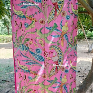 Handmade Peacock Print Kantha Quilt Indian Kantha Bedspread Kantha Bedcover Throw Cotton Blanket Kantha Boho Kantha Quilt Pink