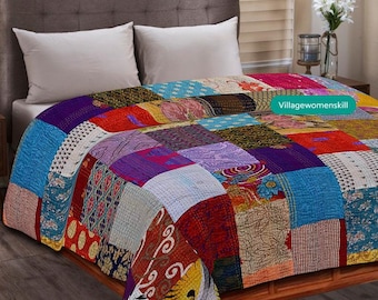 Boho Patchwork Quilt Kantha Quilt Ręcznie robione Vintage Quilts Boho King Size Pościel Narzuta Narzuta na łóżko (Różne łatki)