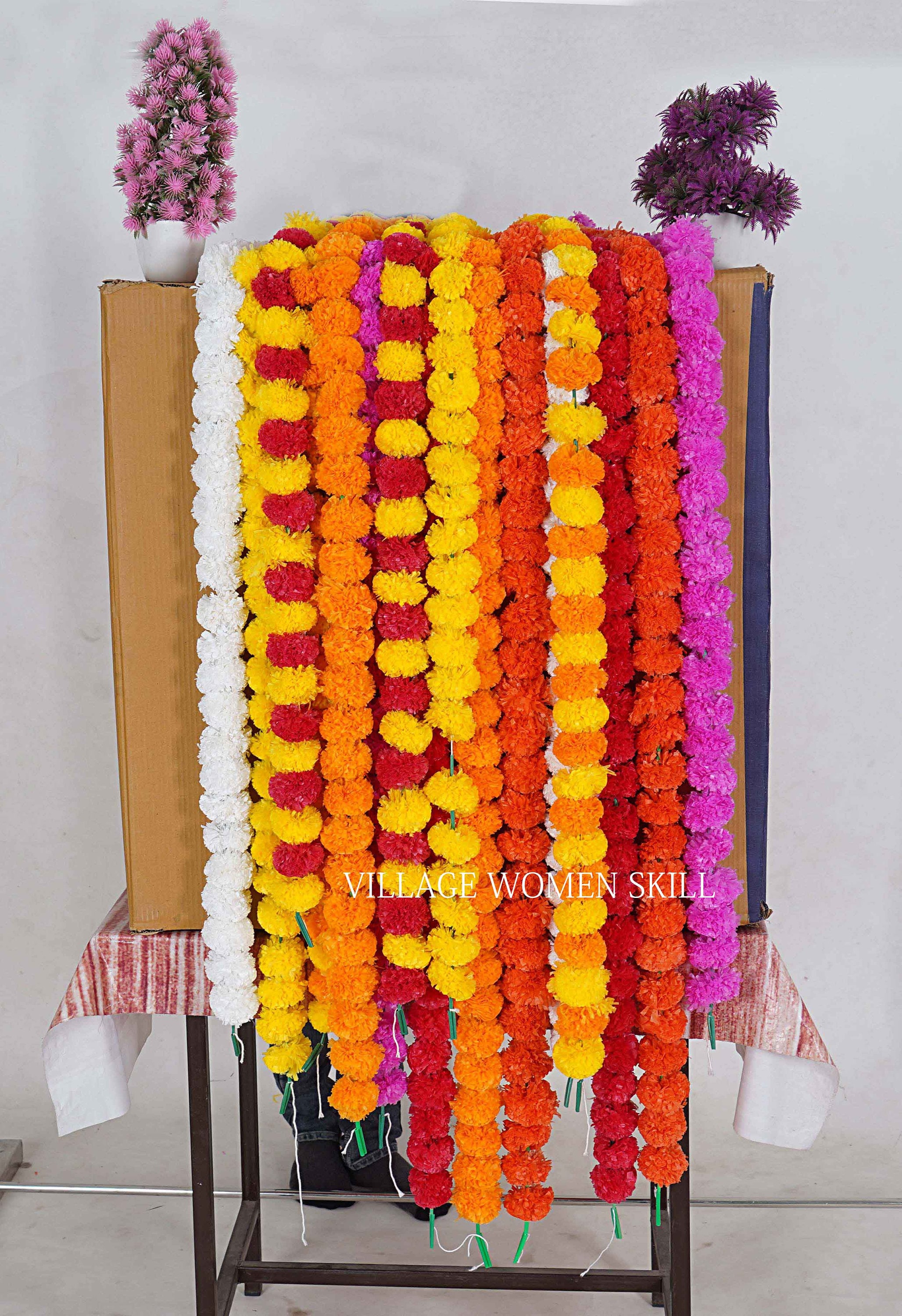 Toran Türbehang Aus Künstlichen Ringelblumen – 140x94 Cm, Bunt, Für Diwali & Mexikanische Feste
