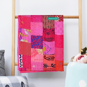 Boho Patchwork Quilt Kantha Quilt Handgefertigte Vintage Quilts Boho King Size Bettwäsche Überwurf Decke Tagesdecke Quilting Hippie Quilts zum Verkauf Pink