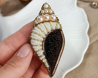 Embroidered beaded seashell art pin, Handmade sparkling sea shell brooch, Fashion beach jewelry