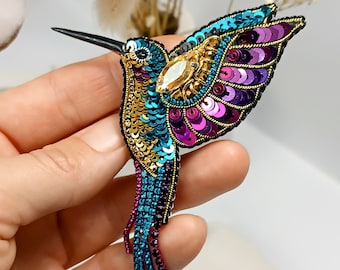 Handmade hummingbird brooch, Embroidered beaded brooch, Luxury colorful jewelry, Gift for woman