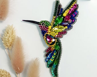 Hummingbird brooch, Beaded brooch bird, Handmade gift