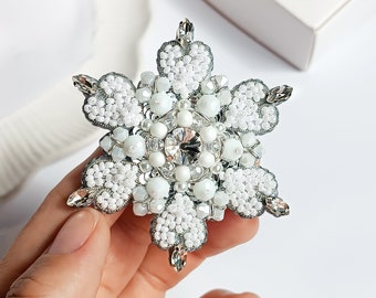 Christmas beaded brooch snowflake, Stylish handmade brooch, Winter jewelry