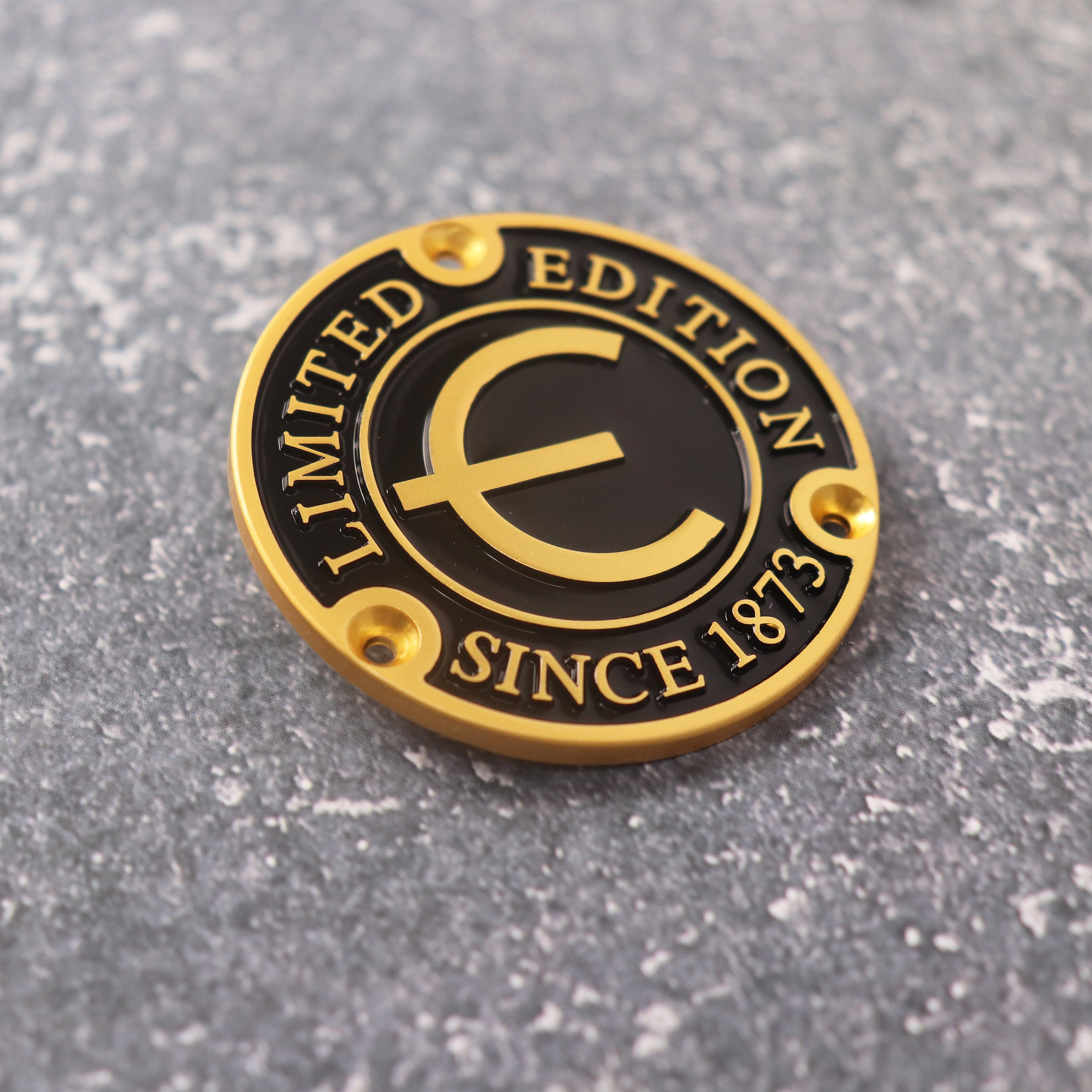 Copertura Posteriore In Metallo Per Interruttore A Levetta Per Charra