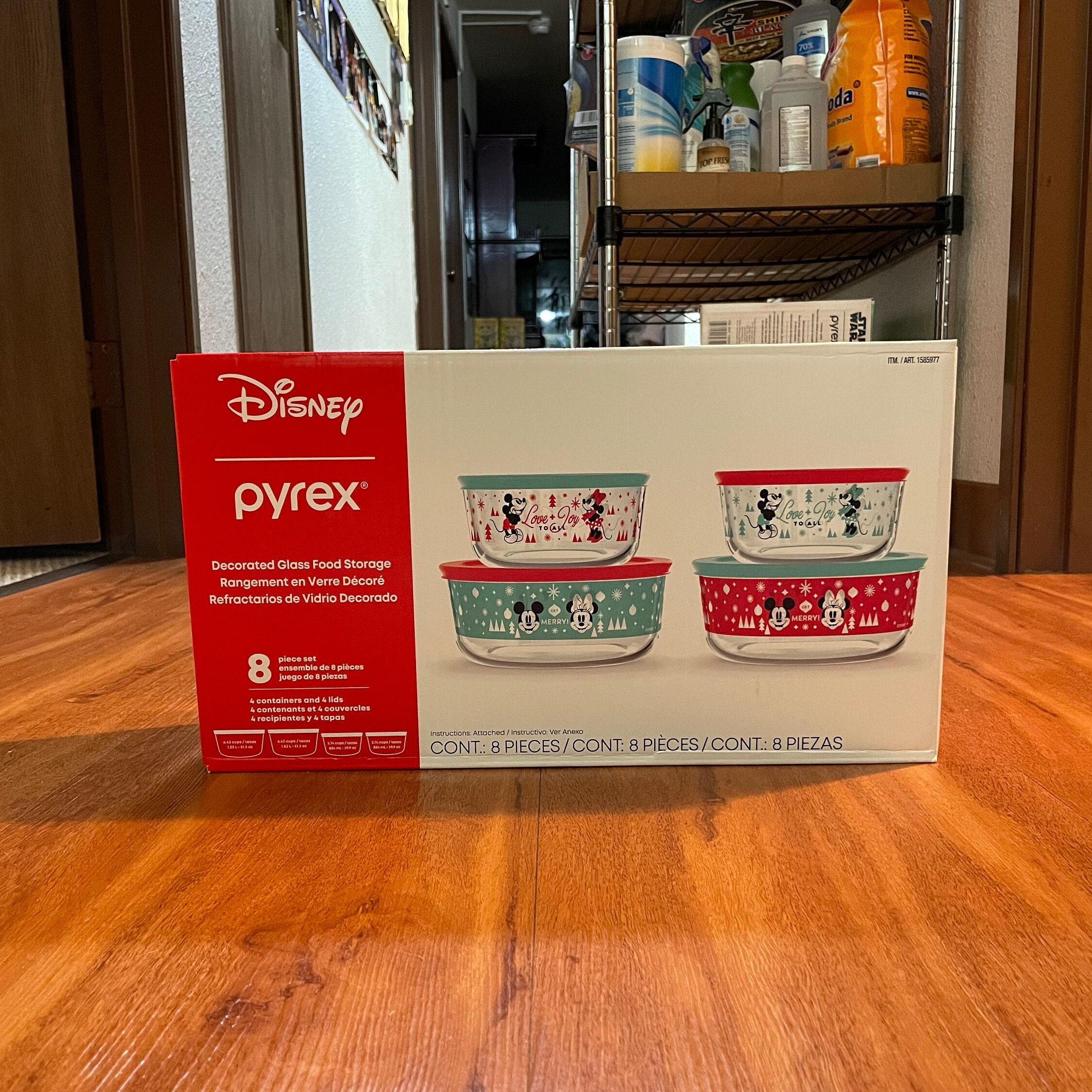  Pyrex Glass 8-piece Decorated Food Storage Set - Mickey &  Minnie: Home & Kitchen