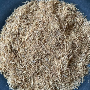 Dried Cats Claw Bark | Dried Flowers | Dried Herbs | Kosher Herbs | Craft Supplies | Herbs for Tea | 1/2 Oz | Witchcraft