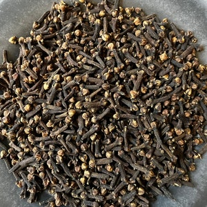 Dried Whole Clove Buds | Cloves | Dried Flowers | Dried Herbs | Kosher Herbs | Craft Supplies | Herbs for Tea | 1/2 Oz | Witchcraft