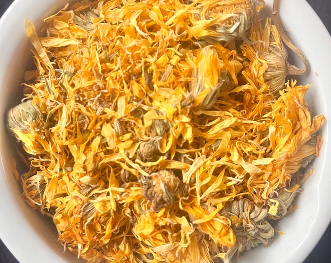 Dried Calendula Petals & Buds | Dried Flowers | Dried Herbs | Organic Marigold | Kosher Herbs | Craft Supplies | Herbs for Tea | Marigold