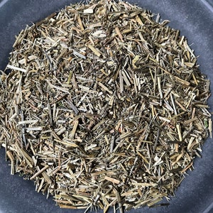 Dried Cleavers Leaf | Dried Flowers | Dried Herbs | Kosher Herbs | Craft Supplies | Herbs for Tea | 1/2 Oz | Witchcraft