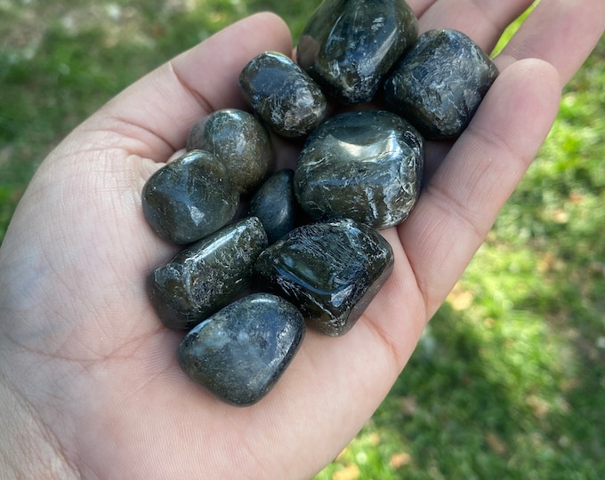 Labradorite | Tumbled Labradorite | Gemstones | Healing Stones | Polished Crystals | Chakra Stones | Reiki Stones