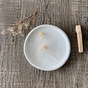 White Glazed Pottery Smudge Dish for Palo Santo, Sage Stick, Incense