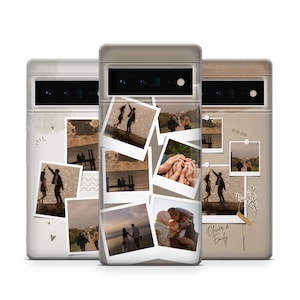 Könnte beinhalten: Eine Handyhülle mit einer Collage aus Fotos eines Paares und seiner Freunde. Die Fotos sind in einem Vintage-Stil mit braunem Hintergrund und weißen Rändern angeordnet. Der Text "Oliver & Emily" ist auf der Hülle geschrieben.