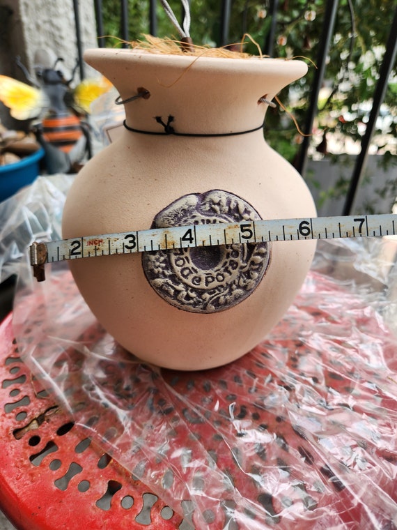 Down Under Pot Size D 7