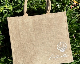 Minimalist Beach Seashell Bridesmaid Tote Bags, Personalized Burlap Bags Beach Tote Bag with Name, Wedding Welcome Shell Bags (T209)