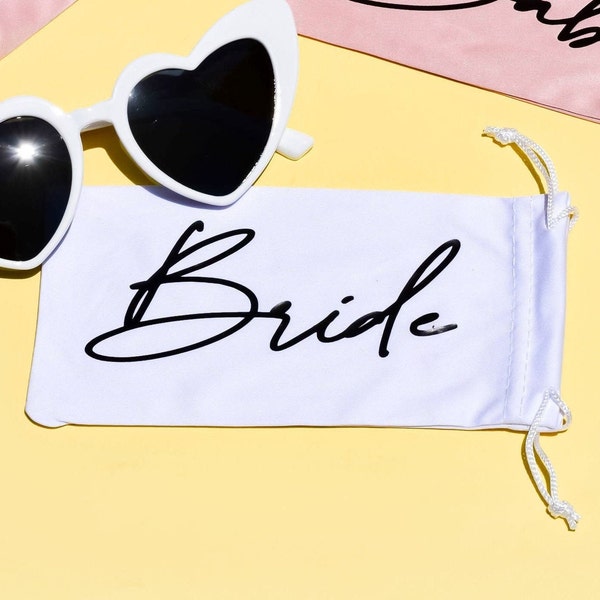 POUCH Bride Sunglasses Sleeve Pouch Babe Sunglass Sleeve Bride Heart Sunglasses Pouch Bachelorette Party Sunglasses Sleeve | POUCH ONLY