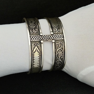 Tuareg Silver Cuff Bracelet: Handmade Berber Tribal Bangle