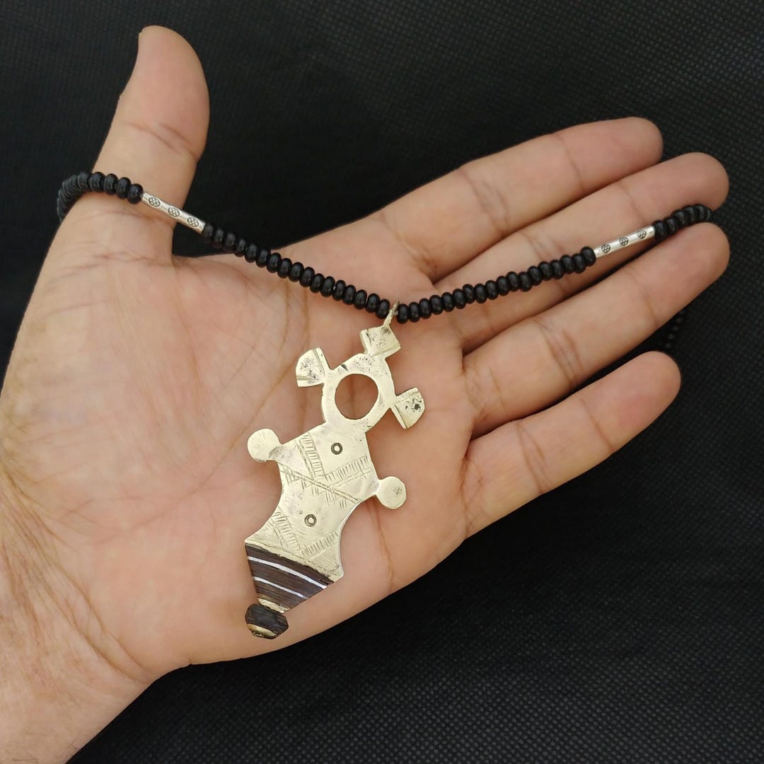 Vintage Tuareg Necklace Metal Ebony: Cross Pendant Black Beads