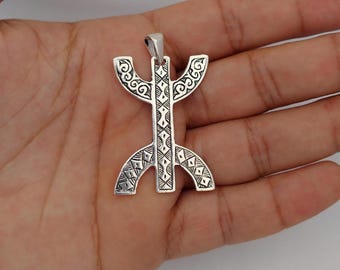 Berber Symbol Necklace Silver, Pendant African Amazigh, YAZ Charm Unisex Kabyle Tuareg, FREE MAN,
