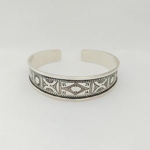 Tuareg Engraved Silver Cuff: Berber Tribal Bracelet