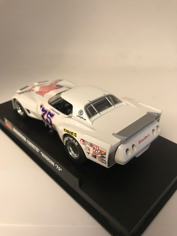 ミニカー Greenwood Corvette \"Spirit of Sebring MONOGRAM 1/32 Greenwood Corvette 