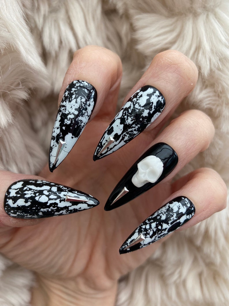 Black and white 3D skull gothic press on Nails fake nails false nails glue on nails Halloween nails image 6