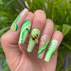 Green Swirls Flower and Bee Press On Nails | fake nails | false nails | glue on nails | stick on nails | summer nails | festival nails