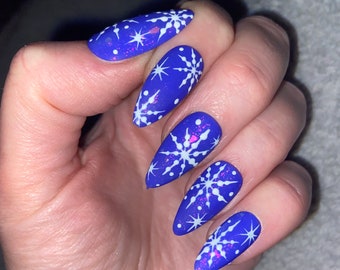 Matte Blue Snowflake Christmas Press On Nails | glue on nails | stick on nails | fake nails | false nails | Christmas nails